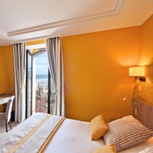 Une nuit à l&rsquo;Hôtel Le Nouveau Monde **** et Dîner « Grand Large »